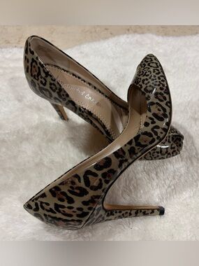 Jean-Michel Cazabat Leopard Peep-Toe Heels in Tan/Black